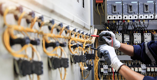 Professional Electrician technician working in Chandler, IN